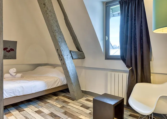 Le Auguste Duplex Avec Terrasse Lejlighed *